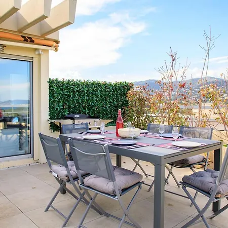 Duplex Avec Rooftop Et Vue Panoramique - Riou De L'argentiere Lägenhet *