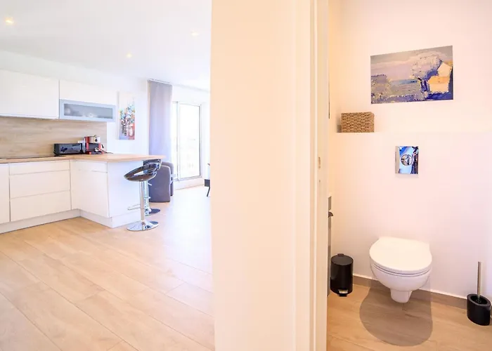 Duplex Avec Rooftop Et Vue Panoramique - Riou De L'argentiere * Мандельё-ла-Напуль